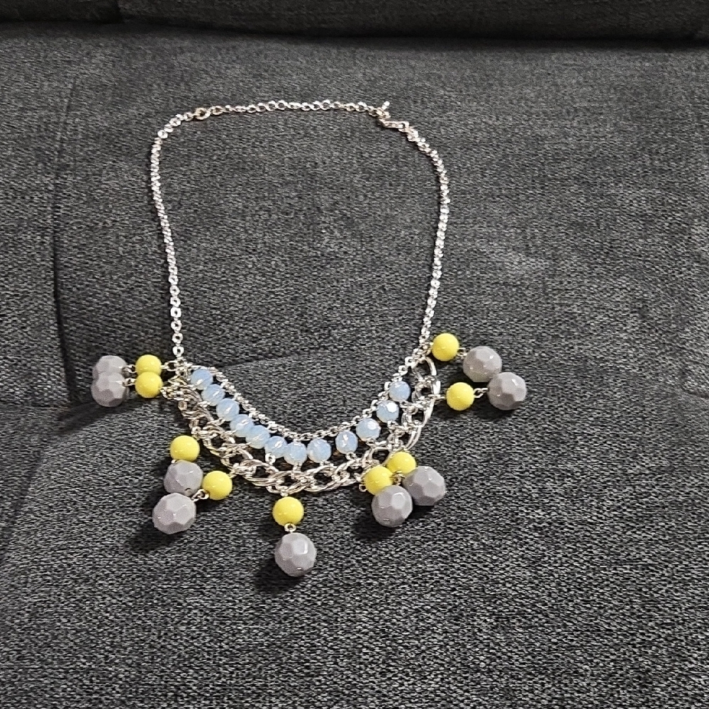 Avon Grey & Yellow and Beaded Choker‎
